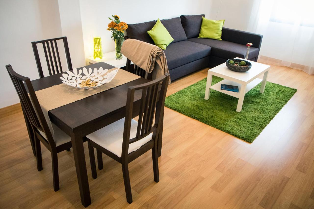 Holidays2Malaga Heredia 3 Bedroom Opposite Malaga Port Exterior foto