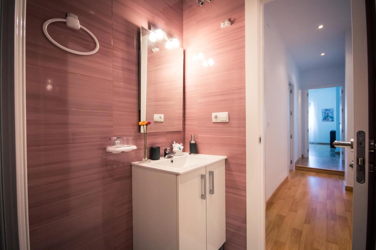 Holidays2Malaga Heredia 3 Bedroom Opposite Malaga Port Exterior foto